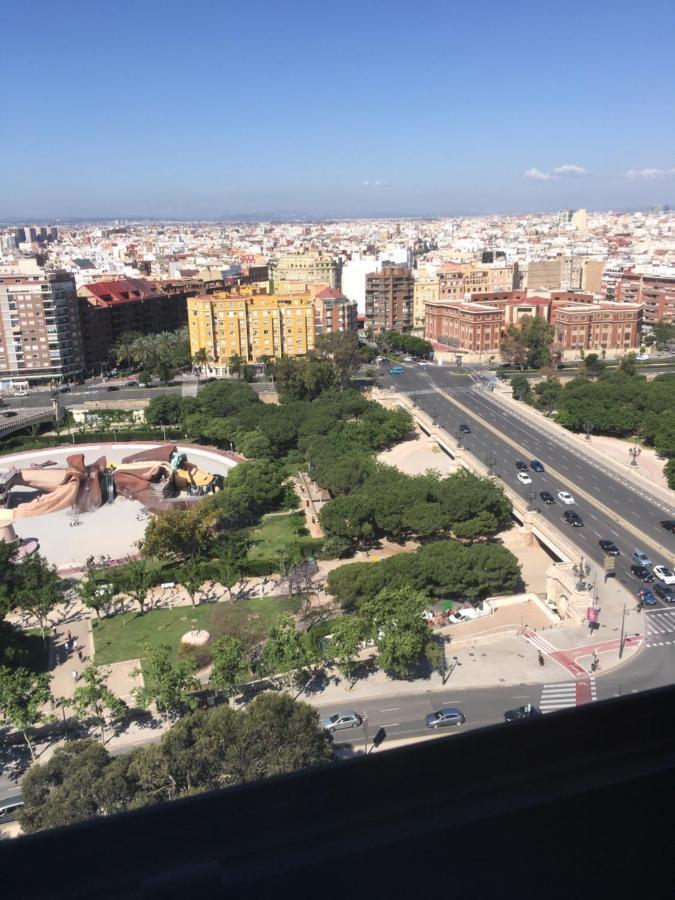 Apartament Apartamento Ciudad De Las Ciencias Walencja Zewnętrze zdjęcie